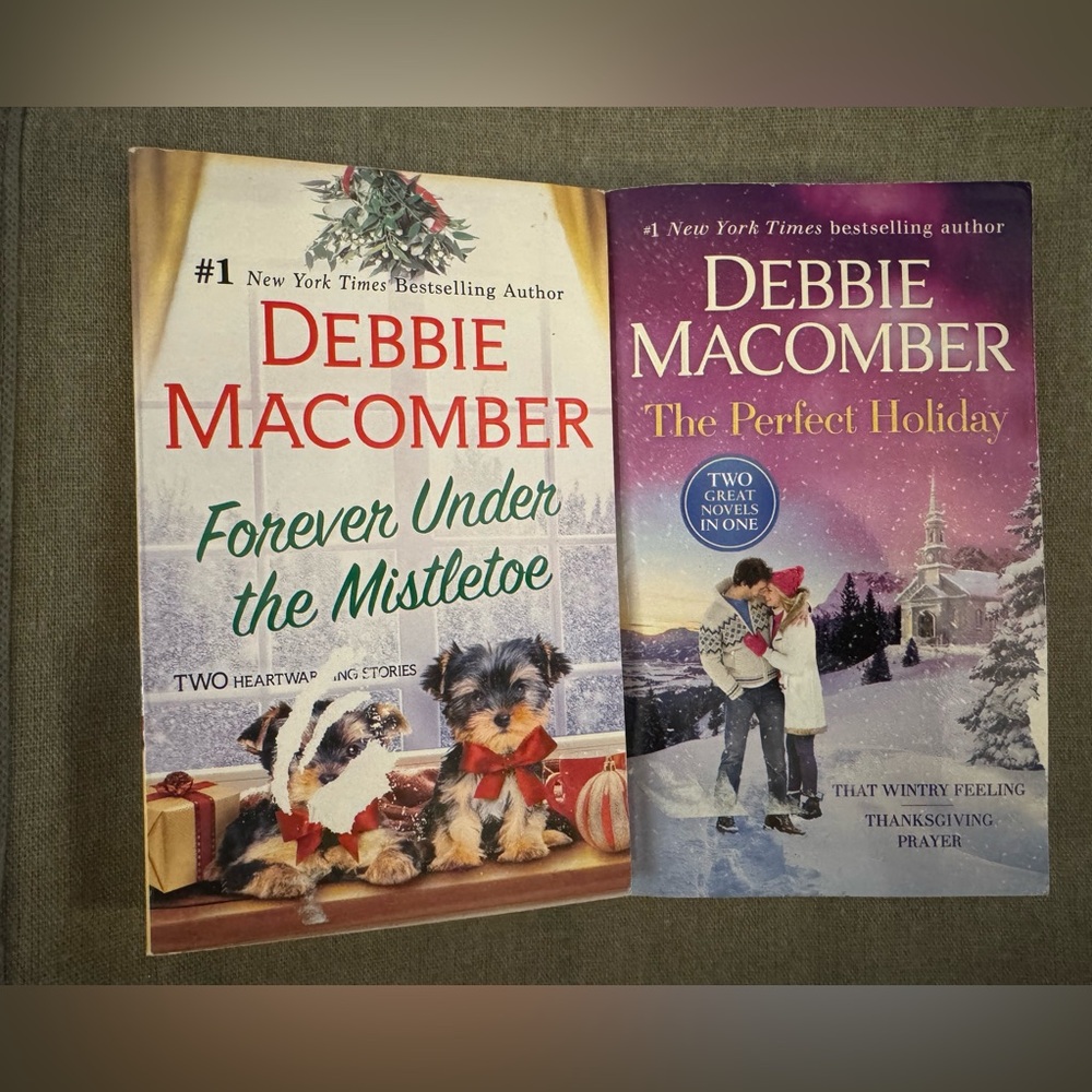 Debbie Macomber set of 2 holiday books